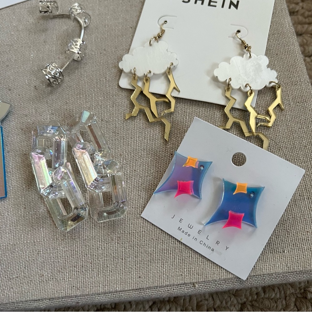 Funky Earrings - Picture 2 of 5